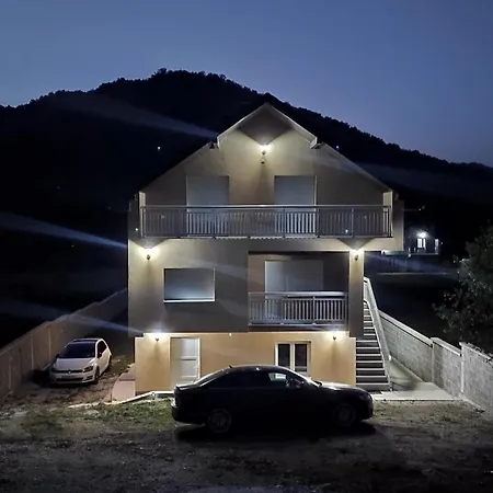 Nature Villa
